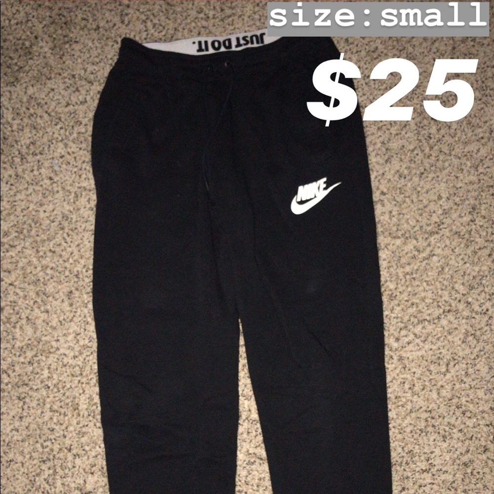 High waisted Nike joggers - Black and White